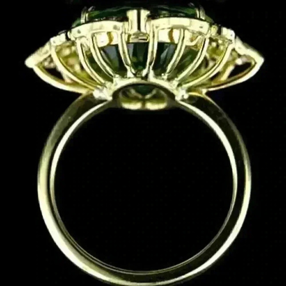 Bridgerton Era Look 18k Gold Over Sterling Silver Peridot CZ White Sapphire Ring - Picture 4 of 4
